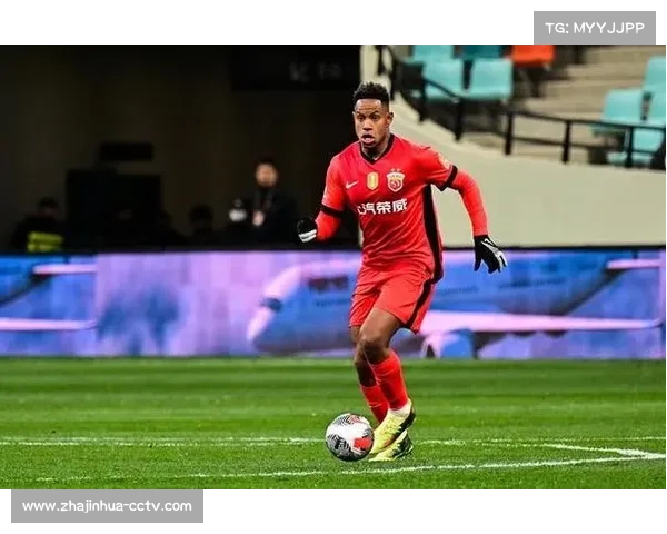 成都蓉城官宣茹萨、韦林顿加盟,增强中前场实力 成都蓉城官宣茹萨、韦林顿加盟,增强中前场实力